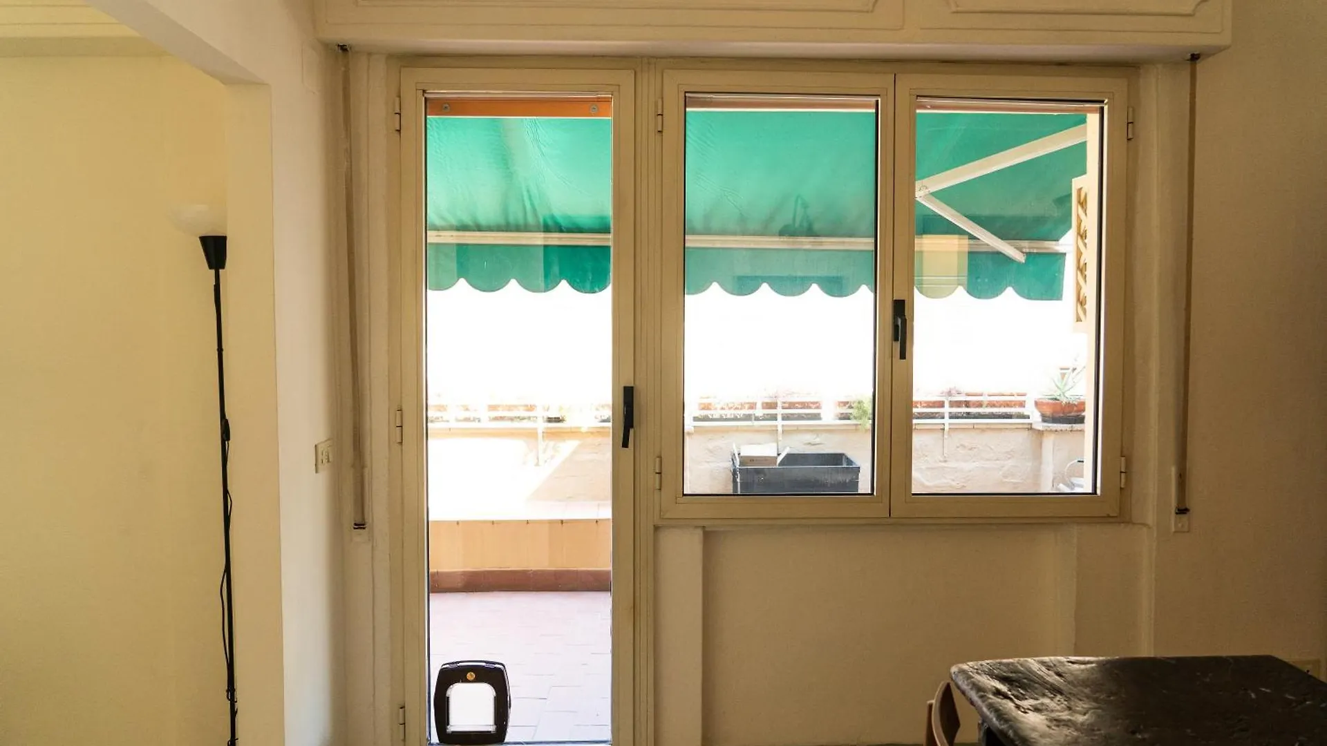 Апартаменты Friendly & Small 1-Br Apt With Beautiful Terrace Флоренция